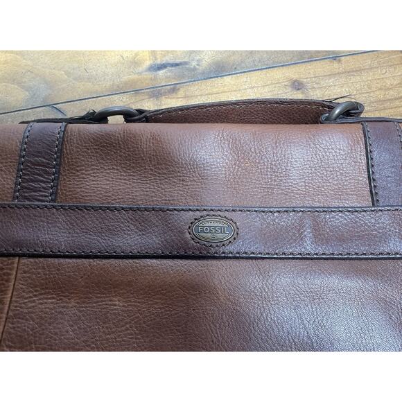 Vintage Fossil Leather Messenger Briefcase Brown Bag - Picture 8 of 15